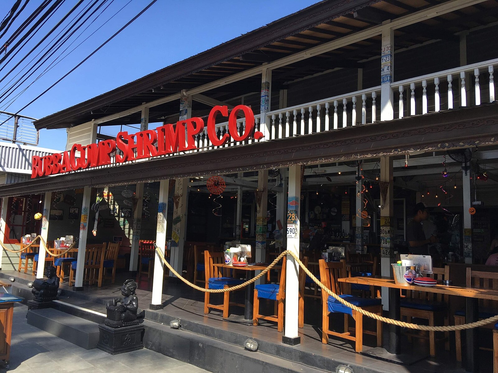 Вход в ресторан Bubba Gump Shrimp Company в Куте
