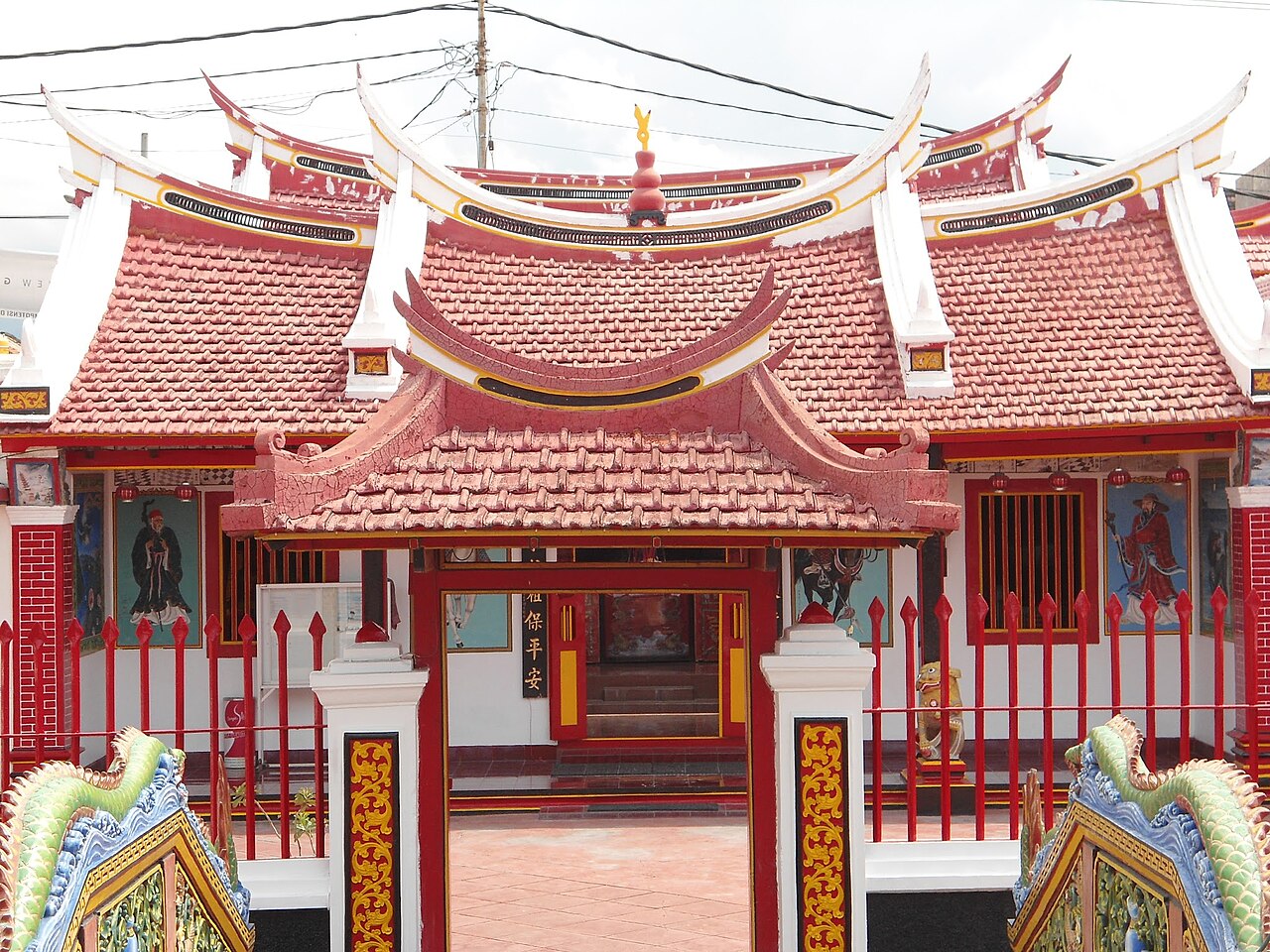 Храм Ling Gwan Kiong в Сингарадже